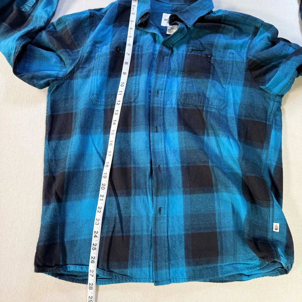 The North Face Mens Large Flannel Blue Black Plaid Shirt Circular Design